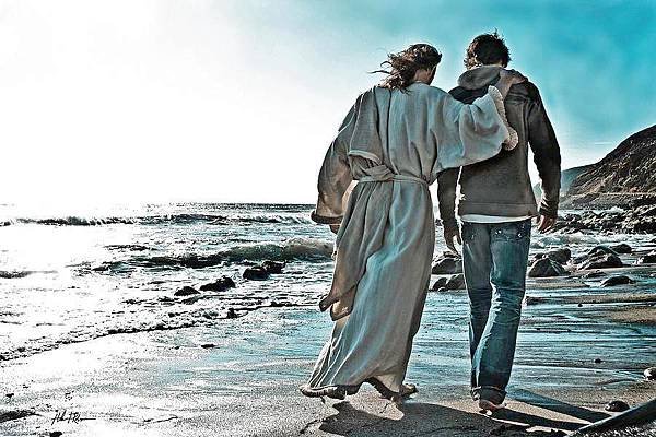 walking-with-YAHUSHUA2.jpg