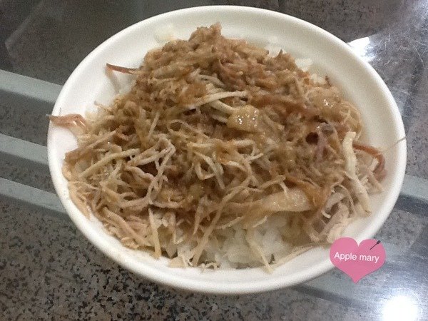 郭家肉燥飯：&lt;高雄~文信店&gt;郭家肉燥飯~~再熱也是要吃的店家!!