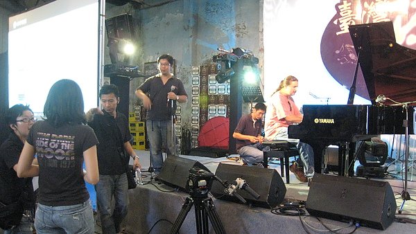 IMG_2048.JPG