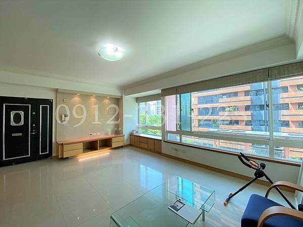 大直｜大直傳家堡露台戶～賞屋請洽 0912-331-225 