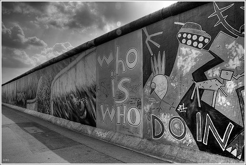 wall_of_berlin_photo_by_kiki_j.jpg