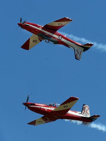 01-airshow.jpg