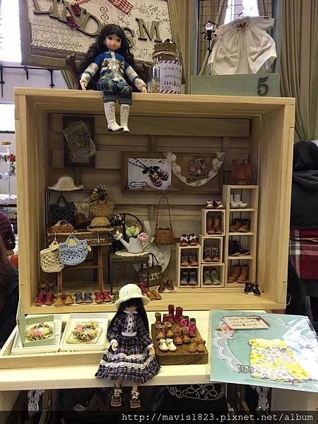 霍夫曼的玩具箱娃展