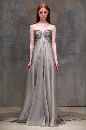 reem-acra-pre-fall-2010-gray-gown-profile