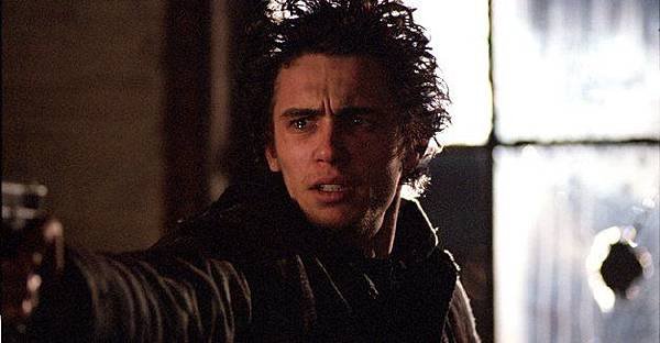 james-franco-gun_jpg_627x325_crop_upscale_q85