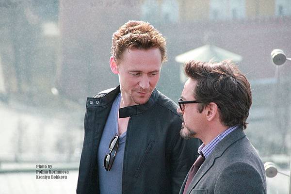 tom_hiddleston_and_robert_downey_jr_by_godwitch-d4x2c4e