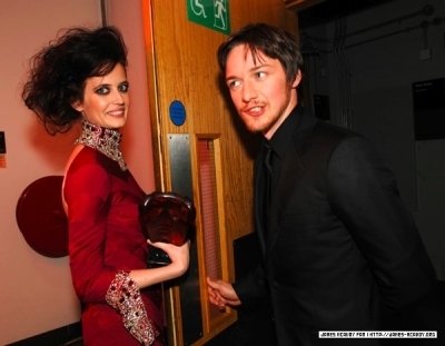 James-McAvoy-and-Eva-Green-james-mcavoy-6712314-400-311