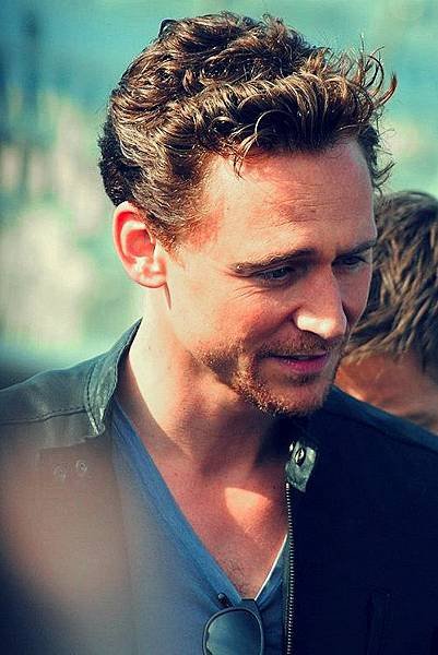 tom-hiddleston-17