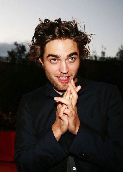 robert-pattinson-messy-hair