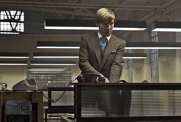 Benedict-Cumberbatch-in-Tinker-Tailor-Soldier-Spy-2011-Movie-Image-2