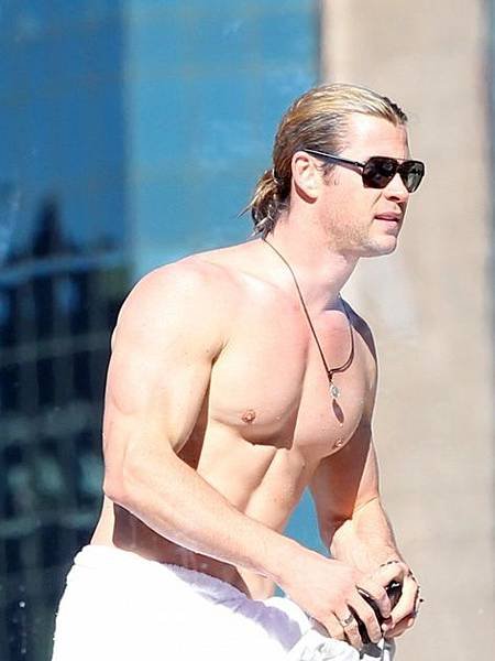 BG_Chris Hemsworth in Sydney 16