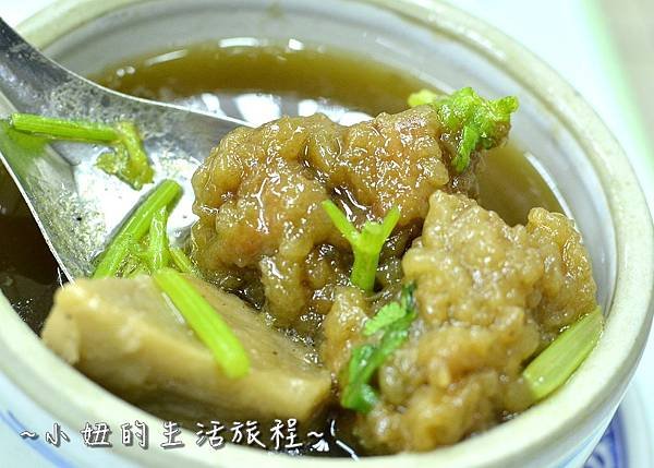 27大家美食館 南部粽 永和 中和 新北市 捷運頂溪站 在地小吃 40年老店 銅板美食 推薦 40年餐廳 排骨酥湯.jpg