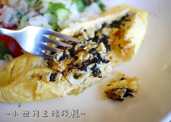 P1080933新北新店碧潭 水灣BALI景觀餐廳 碧潭水舞.jpg