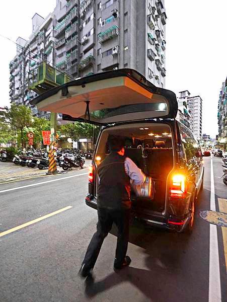 機場接送推薦-1.jpg