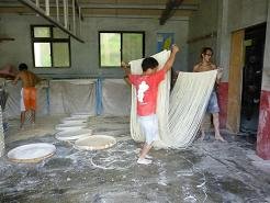 3_甩麵線-室內_4.JPG