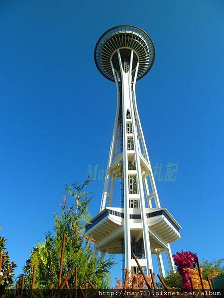 bSpaceNeedle2