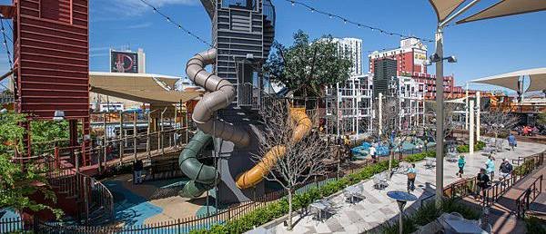 playground_panoramic-700x300.jpg