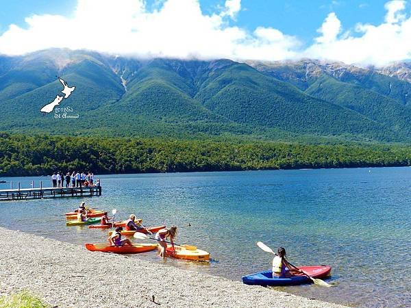 2/8Lake Nelson National Park