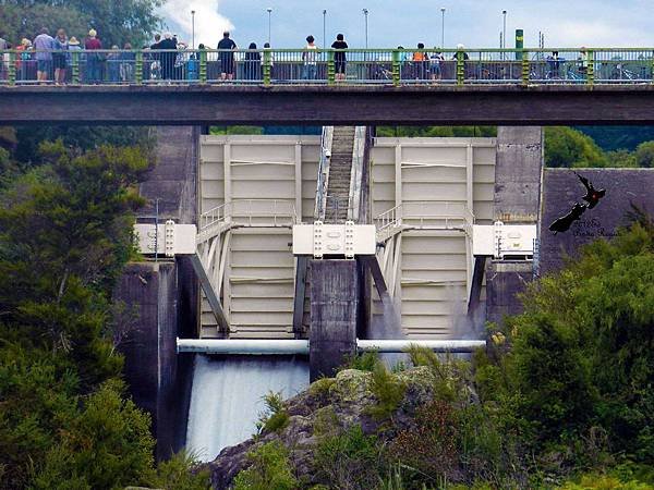 2/12Aratiatia Dam