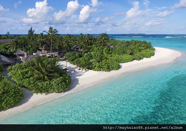 640x450_SSLM_Two_Bedroom_Ocean_Beach_Villa_Lagoon_Aerial_view_140x87.jpg