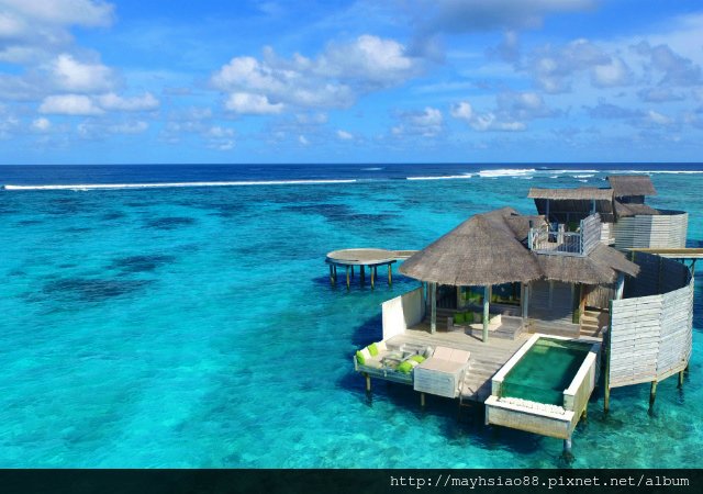 640x450_SSLM_Laamu_Water_Villa_with_Pool_Aerial_view_140x87.jpg