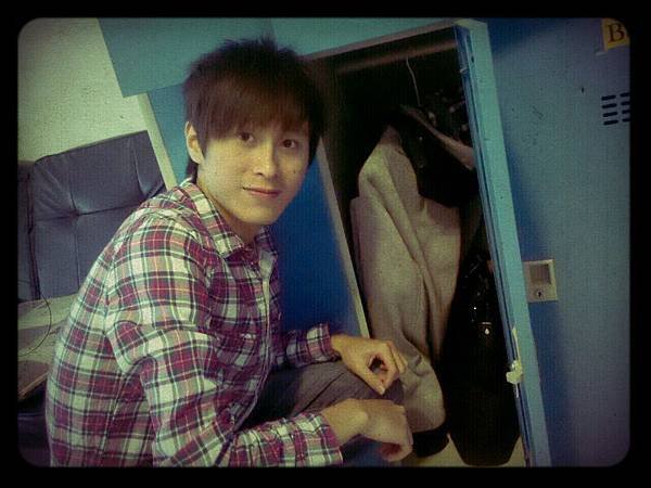 2012-03-31-10-43-26