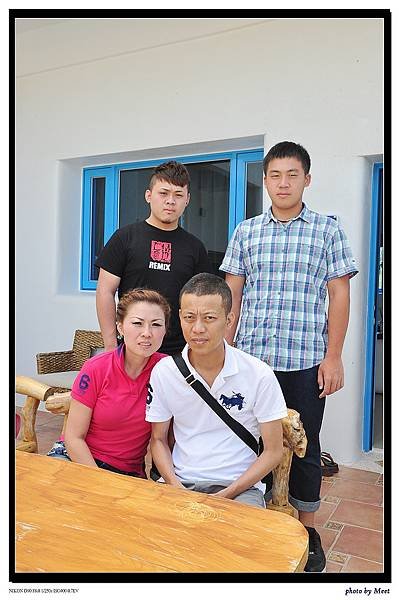 @黃子晏一家人.jpg