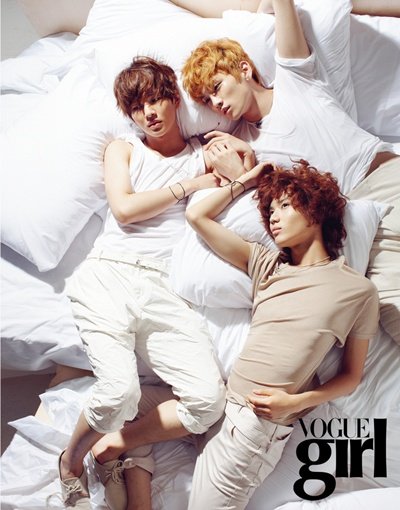 VOGUE GIRL 01.jpg