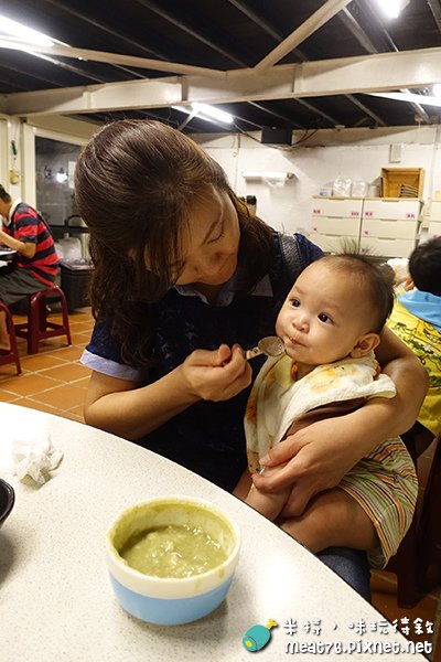 米特，味玩待敘｜部落格©MEAT76｜台灣美食旅遊親子部落客｜2015-09-13-7【台北士林。陽明山土雞城】松竹園私房料理｜永公路上有意境的松竹造景，肉質鮮嫩不沾醬也好吃的土雞！030.jpg