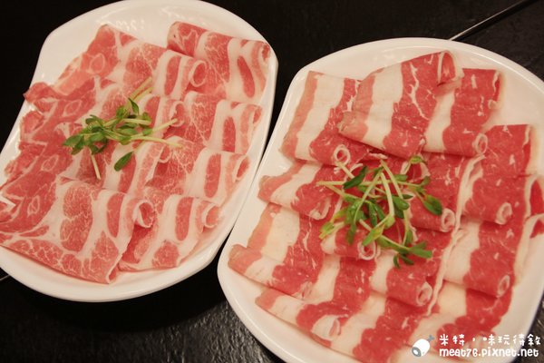 米特，味玩待敘部落格©MEAT76｜2015-12-14-1【台北內湖／小火鍋】邑元輕量鍋｜自熬湯頭清爽無負擔，內湖有質量的高CP值平價火鍋店！有宵夜場唷～(737巷外面，捷運港墘站)032.jpg