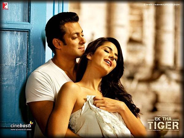 Ek_Tha_Tiger_Wallpaper_14.jpeg