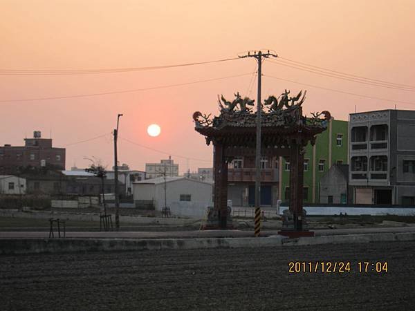 11鹿港夕陽.JPG