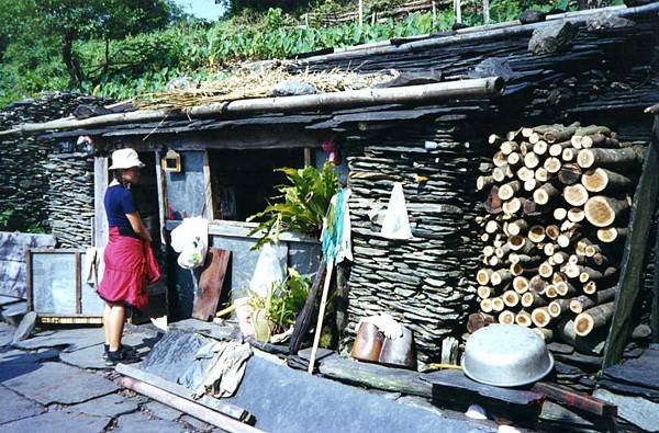 01好茶石板屋外觀