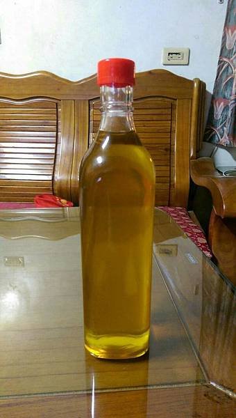 苦茶油.jpg