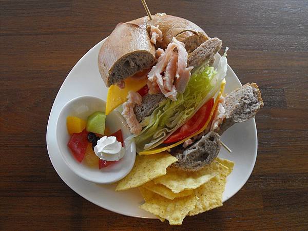 GC99058 031.jpg