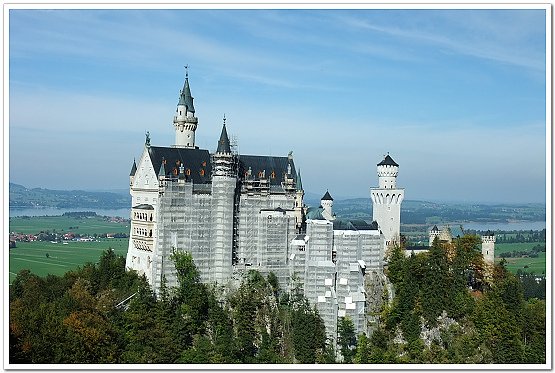 465-新天鵝堡（德語：Schloss Neuschwanstein）全名新天鵝石城堡，是19世紀晚期的建築.jpg