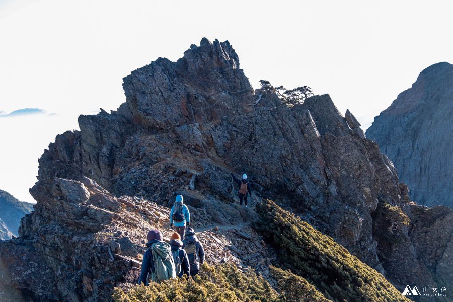 山女孩MelissaxMao冒險生活_玉山主峰東峰西峰兩天一夜_登山紀錄分享-87.jpg