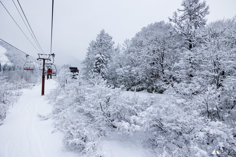 山女孩MelissaxMao冒險生活_日本妙高赤倉溫泉滑雪_潛雪Snow diving上課心得分享-7269.jpg