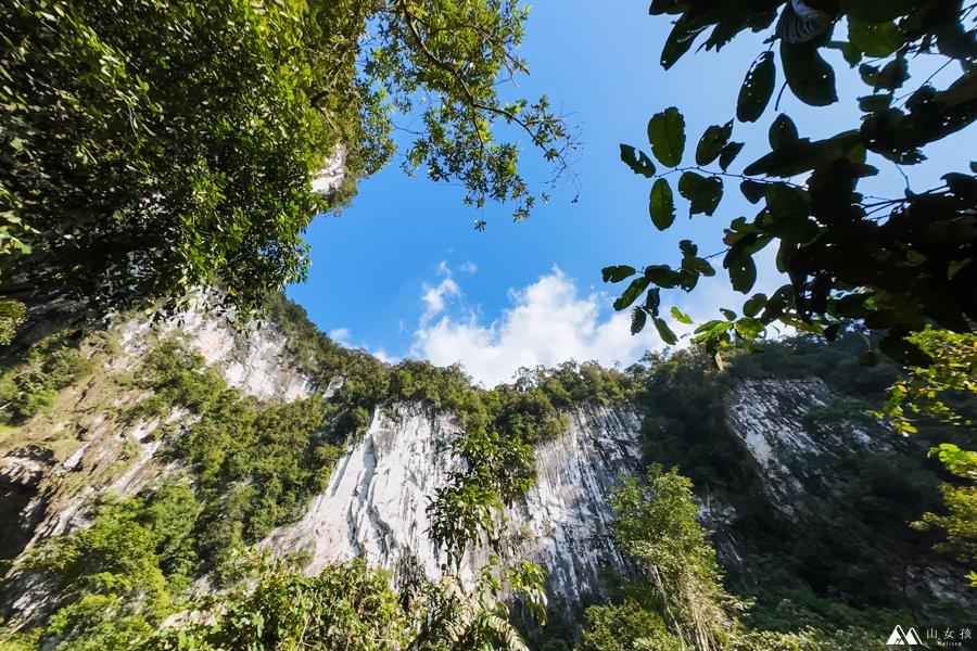 山女孩Melissa_東馬來西亞砂拉越Sarawak_姆魯國家公園mulu_鹿洞deer cave--5.jpg