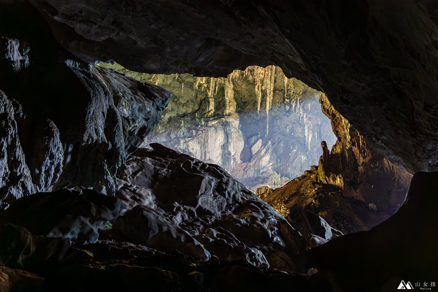 山女孩Melissa_東馬來西亞砂拉越Sarawak_姆魯國家公園mulu_鹿洞deer cave--12.jpg