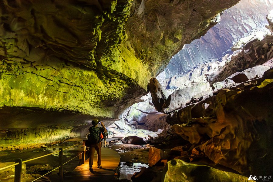 山女孩Melissa_東馬來西亞砂拉越Sarawak_姆魯國家公園mulu_鹿洞deer cave--9.jpg