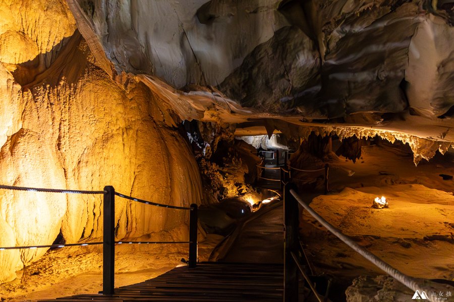 山女孩Melissa_東馬來西亞砂拉越Sarawak_姆魯國家公園mulu_鹿洞deer cave--22.jpg