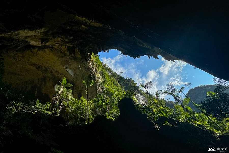 山女孩Melissa_東馬來西亞砂拉越Sarawak_姆魯國家公園mulu_鹿洞deer cave-9688-2.jpg