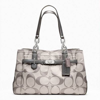 Coach-new-chelsea-signature-jayden-carryall-1