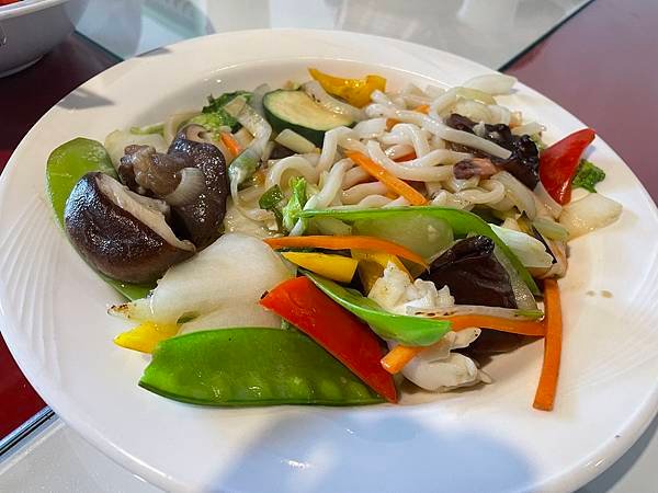 【嘉義美食餐廳】鐵支路旁的復古餐廳---*渡對*
