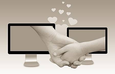 love-1100898_1280