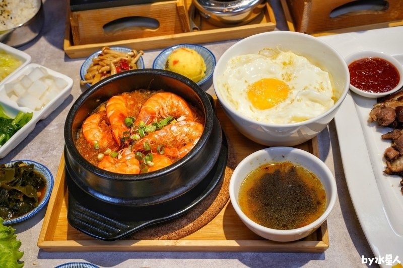 韓國媳婦正宗韓式料理！5種小菜吃到飽，免費韓服體驗，最新開賣