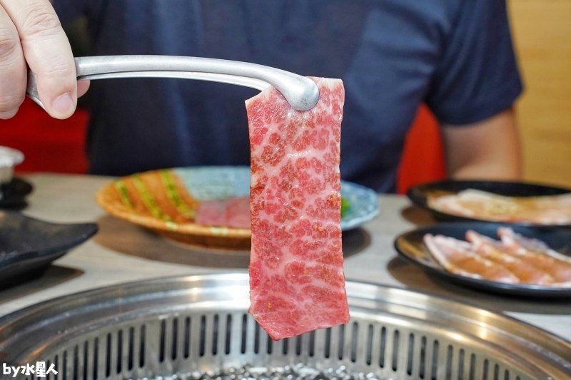 羊角燒肉：台中燒肉吃到飽，日本A5和牛、泰國活蝦、生魚片無限