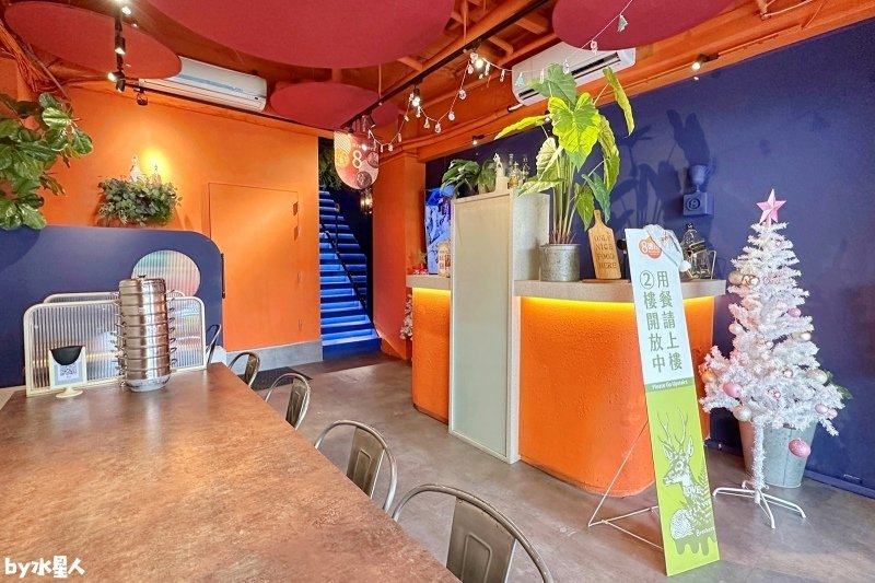 8德司創意餐館：一中美食餐廳推薦，平價義大利麵附爆漿餐包、薯