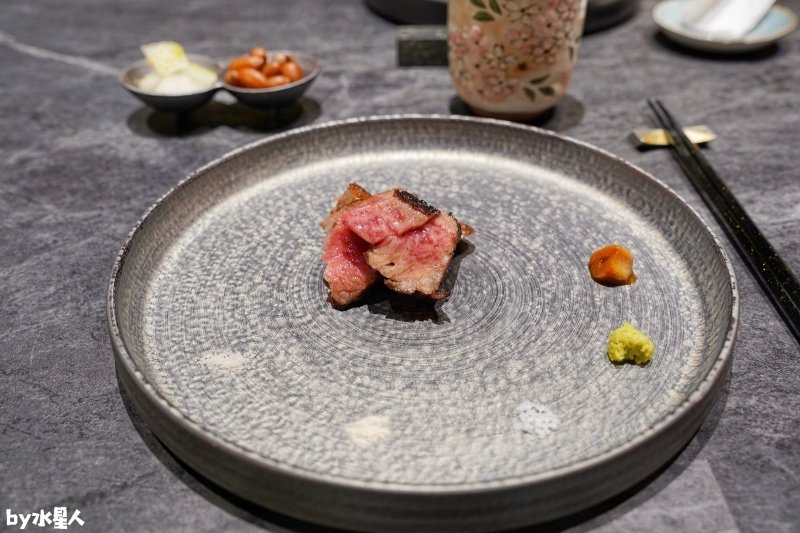 燒肉割烹天皇：台中無菜單板前和牛燒肉，日式割烹料理視覺高級饗